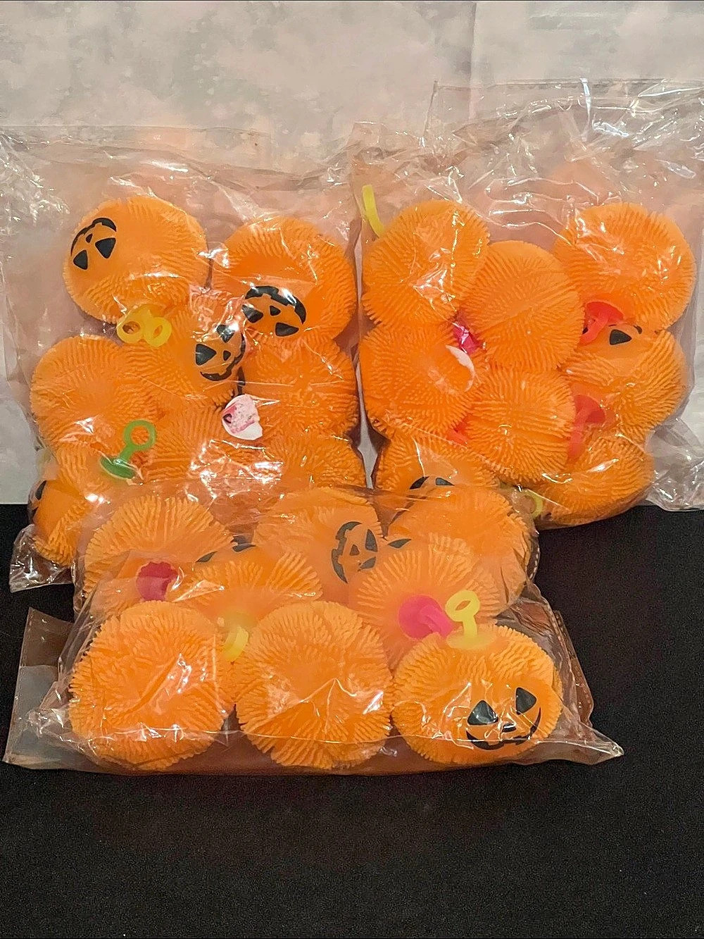 Lot of 24 Halloween Light Up Pumpkin Puffer Balls Glow LED Sensory Toy Party Fav